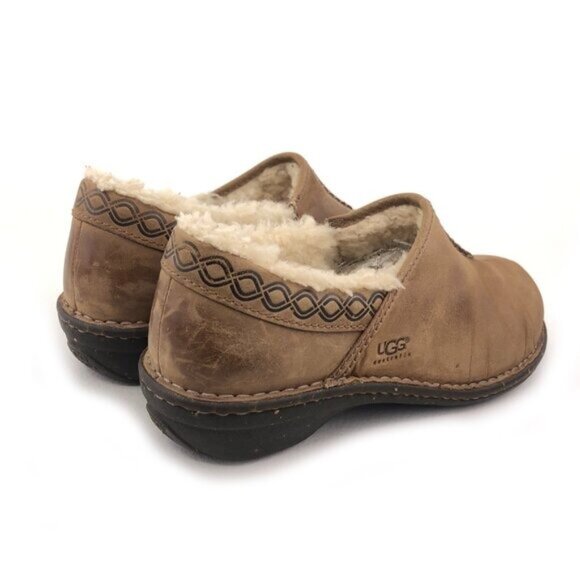 UGG Bettey Brown Leather Slip on Loafers 8 - Picture 5 of 13